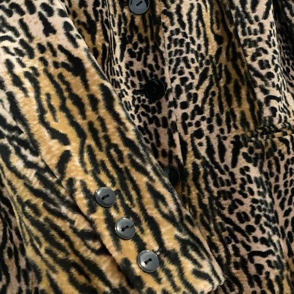 Vintage Leopard Print Jacket in velvet - Picture 3 of 11
